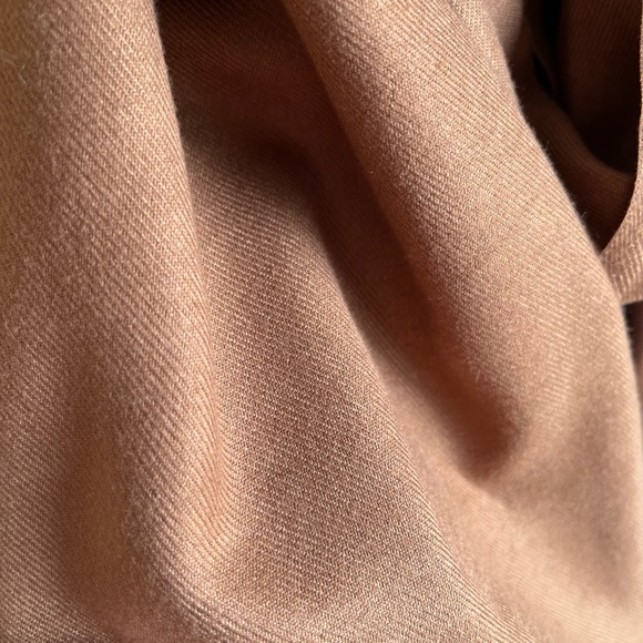 Supe soft caramel scarf - Picture 3 of 3